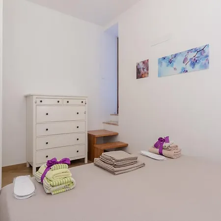 Ai Due Cortili تراباني