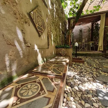 Apartment Ai Due Cortili Trapani