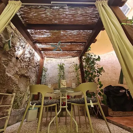 Ai Due Cortili Apartment